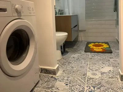 baie cu masina de spalat inchiriere apartament Sector 4 București